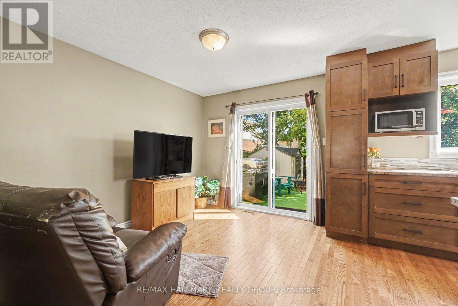 96 PHEASANT RUN DRIVE, Ottawa — photo 8