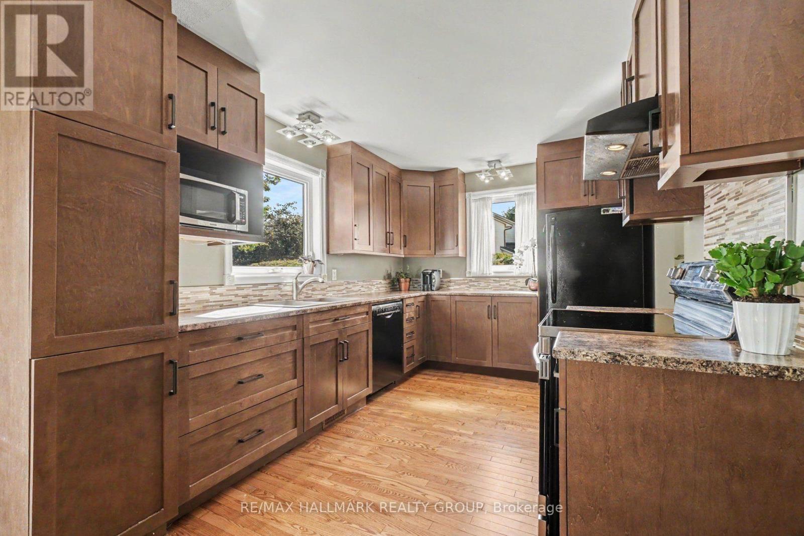 96 PHEASANT RUN DRIVE, Ottawa — photo 9