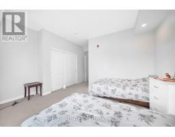 202 - 397 Codd's Road, Ottawa, ON K1K5C7 Photo 12