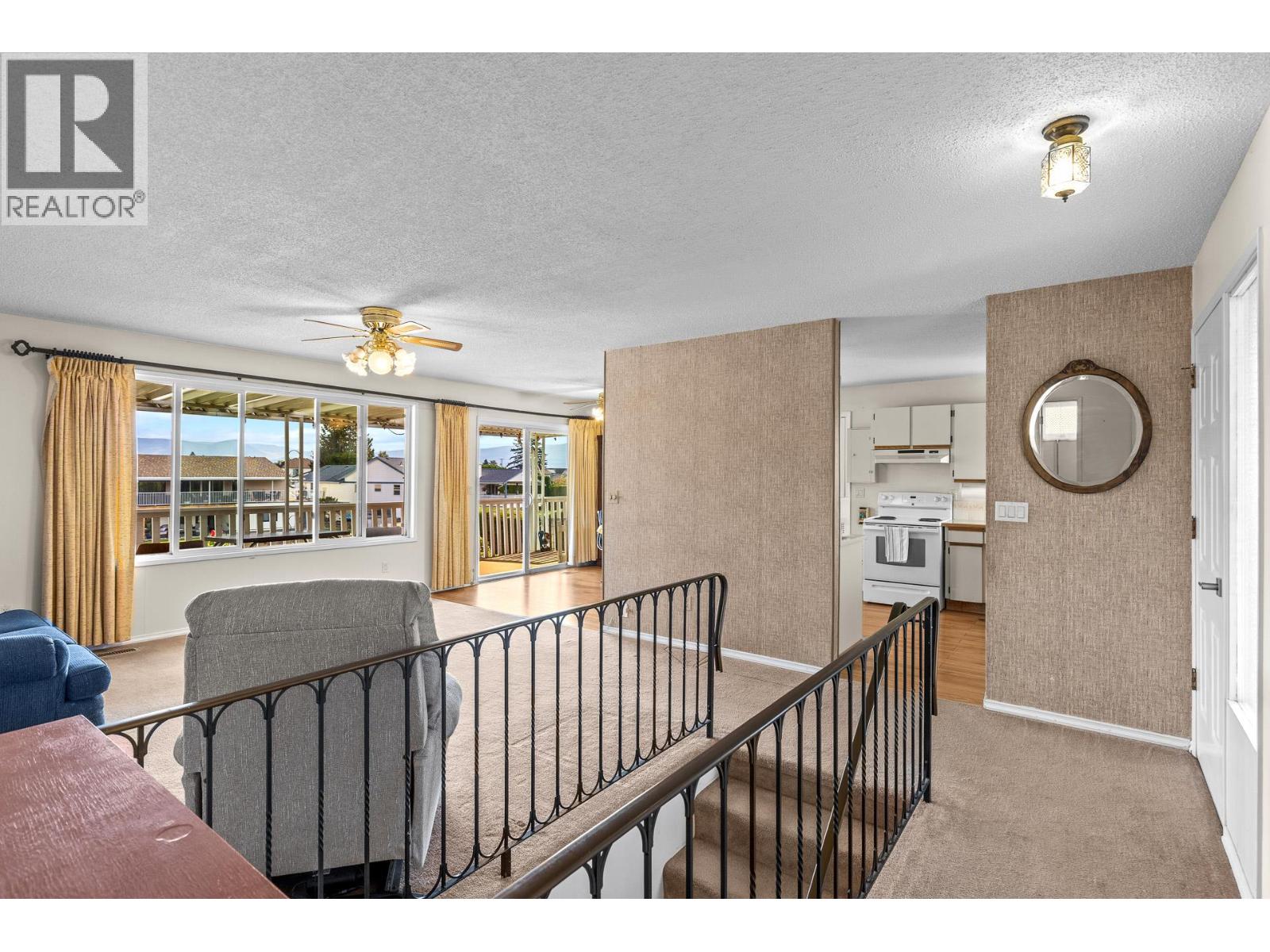 3935 Milford Road - 19