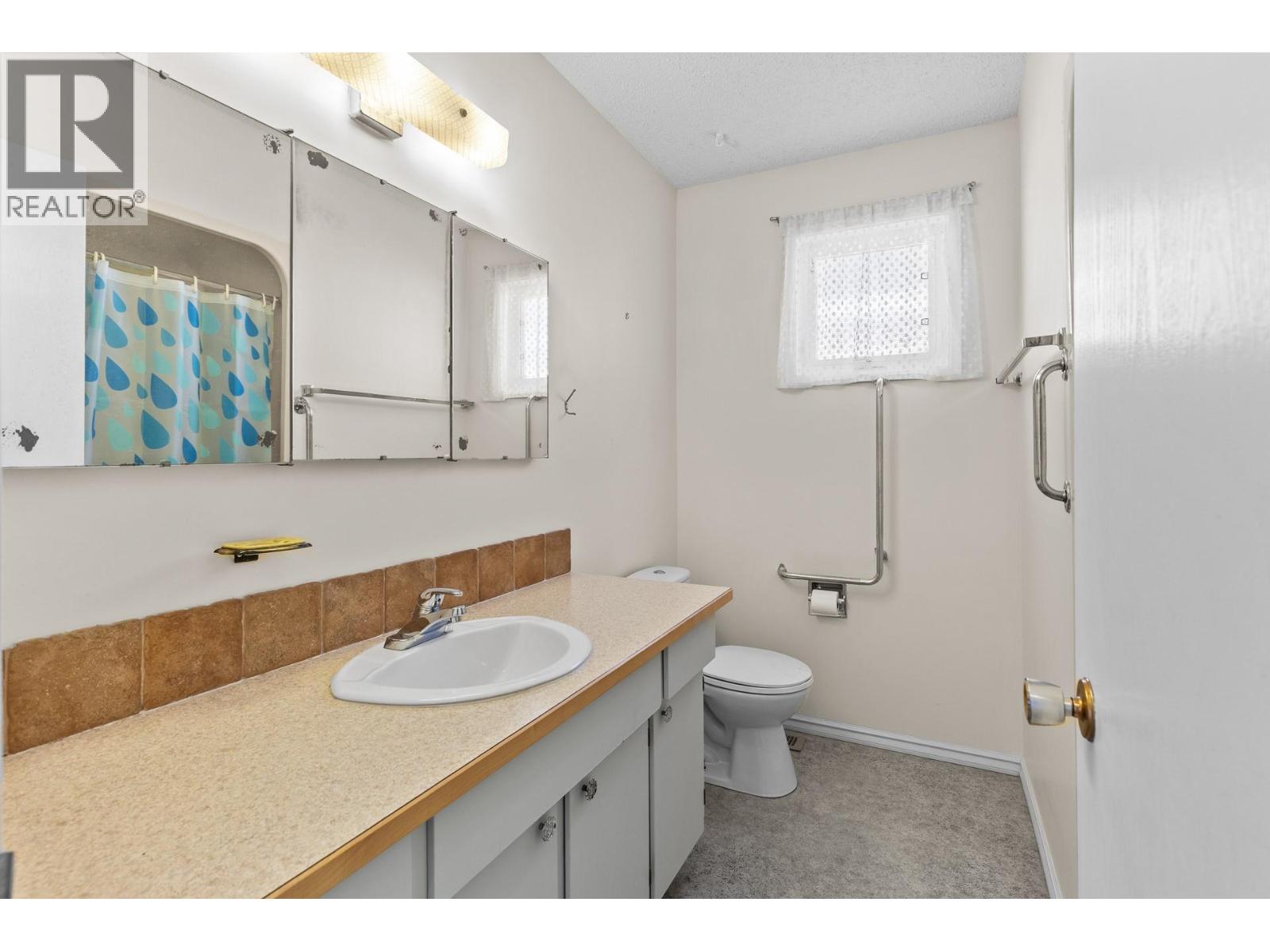3935 Milford Road - Image 31