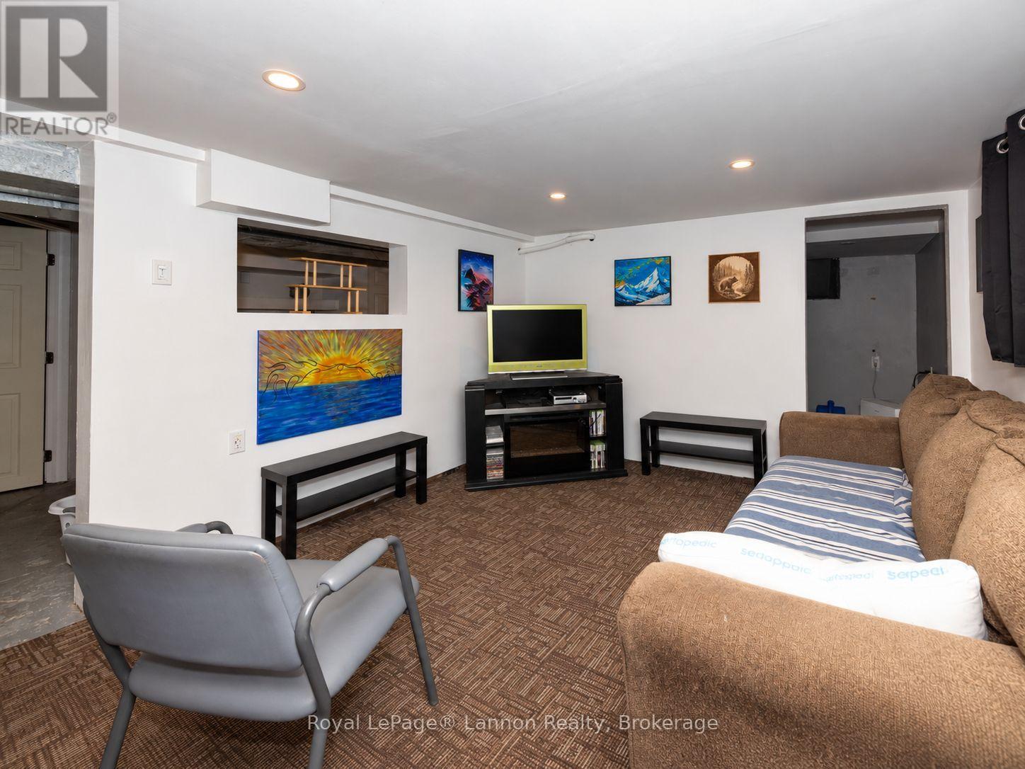 112 NORAH STREET N - Image 18