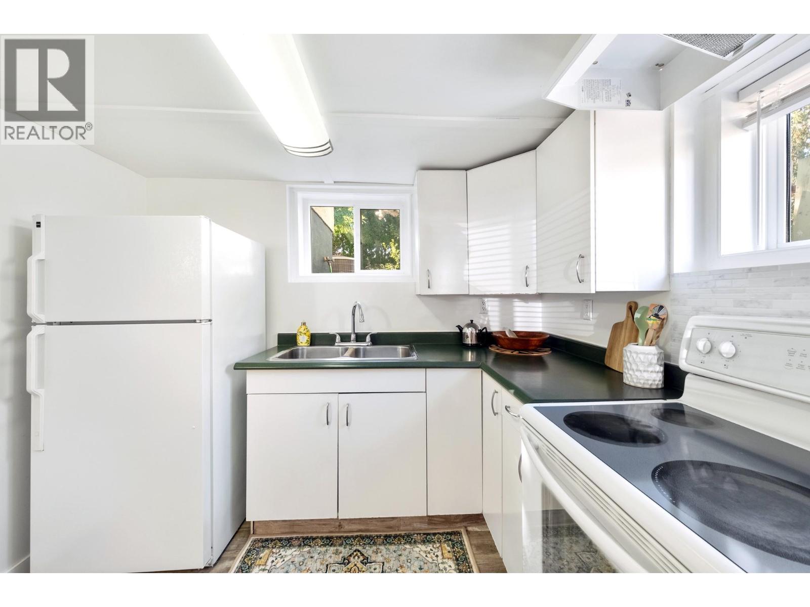 2202 42 Avenue, Vernon