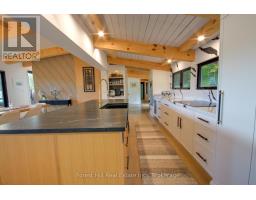 Family room - 1099 Big Joe Road, Muskoka Lakes, ON P0B1J0 Photo 20