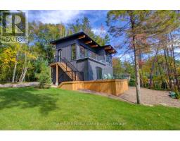 Bathroom - 1099 Big Joe Road, Muskoka Lakes, ON P0B1J0 Photo 8