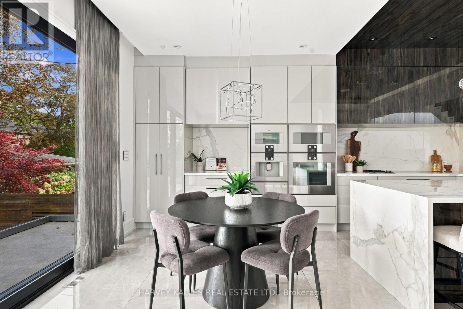 554 ST CLEMENTS AVENUE - Image 12
