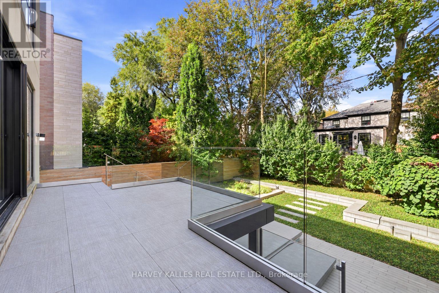 554 ST CLEMENTS AVENUE - Image 17
