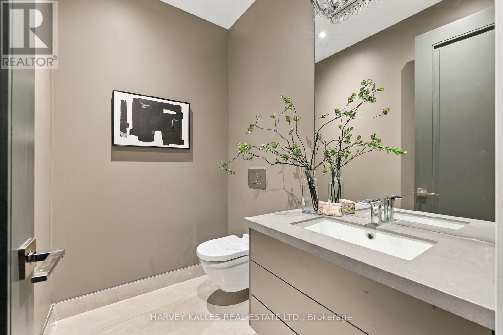 554 ST CLEMENTS AVENUE - Image 26