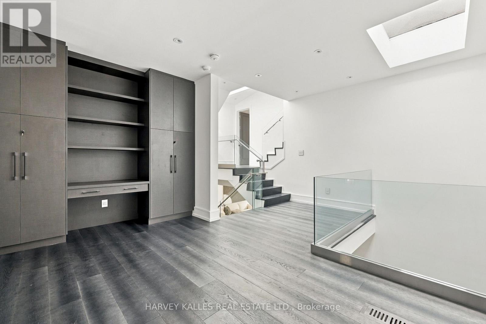 554 ST CLEMENTS AVENUE - Image 27