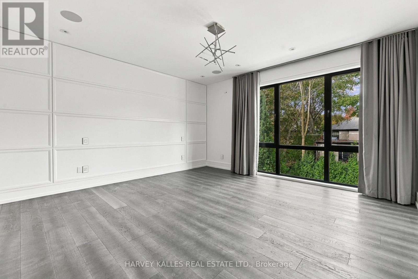 554 ST CLEMENTS AVENUE - Image 28