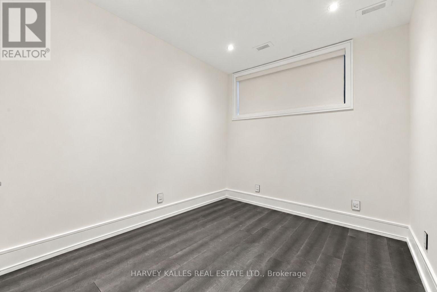 554 ST CLEMENTS AVENUE - Image 42