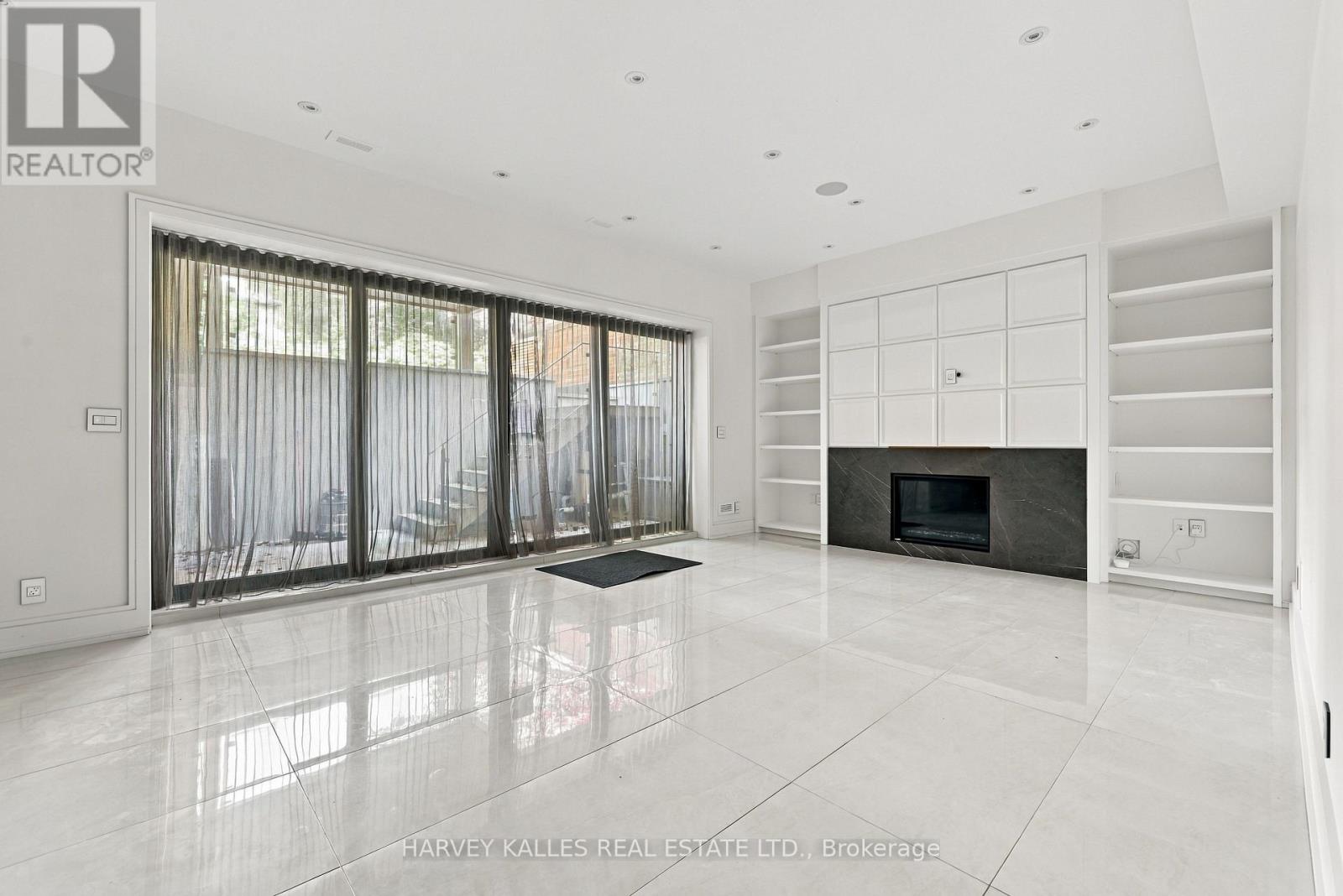 554 ST CLEMENTS AVENUE - Image 43