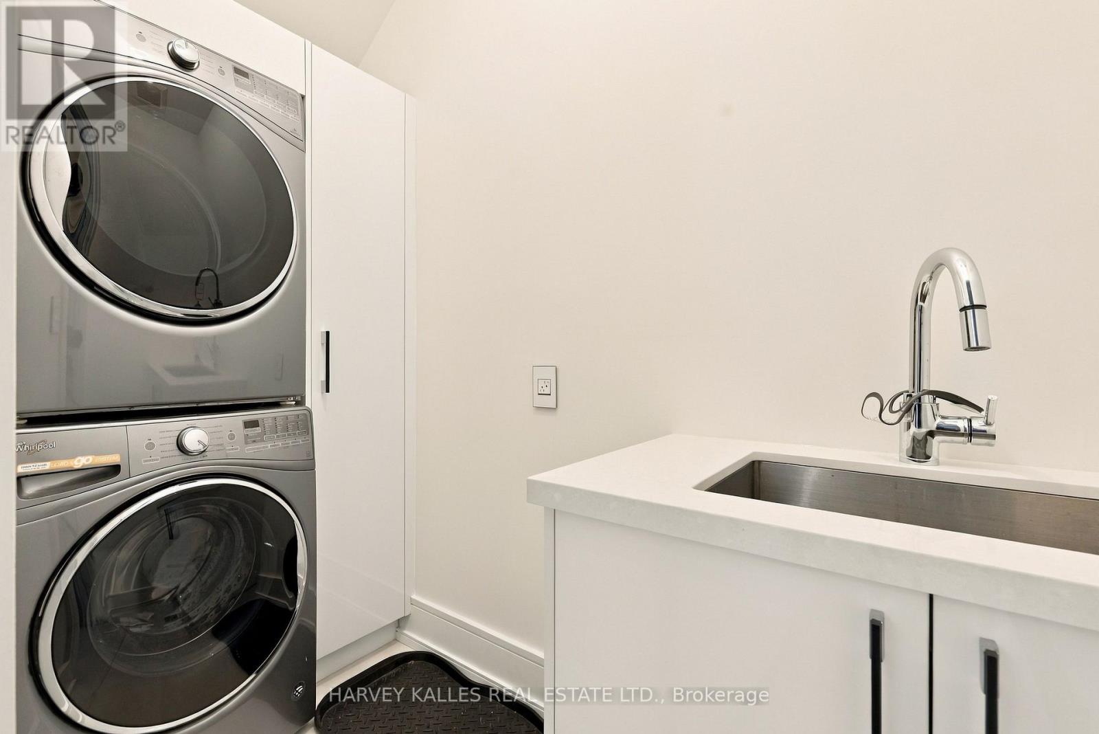 554 ST CLEMENTS AVENUE - Image 46