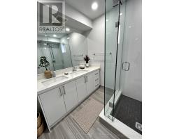 508 - 15 Walmer Road, Toronto, ON M5R2X1 Photo 7