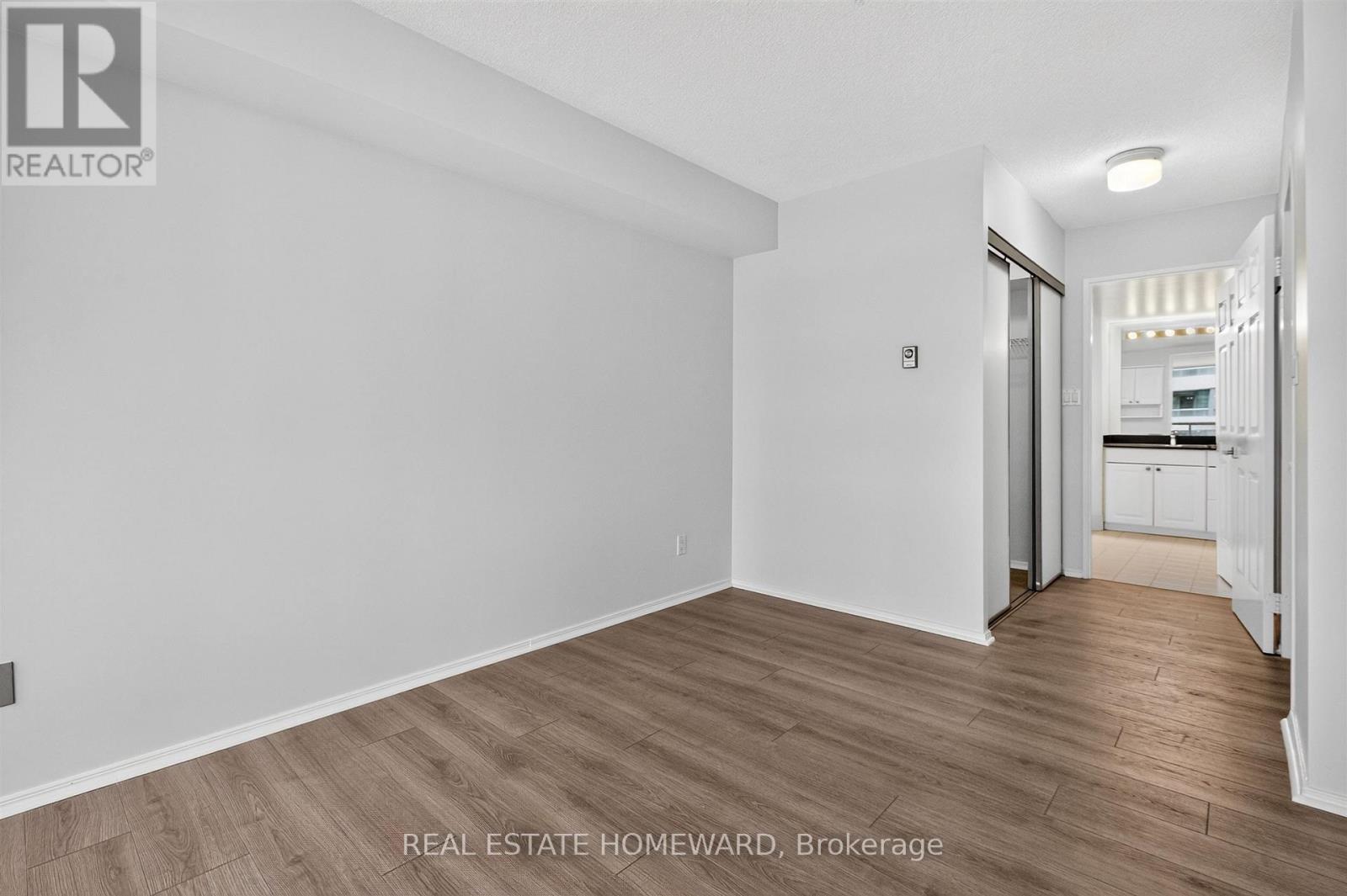 #1803 30 GREENFIELD AVENUE - Image 14