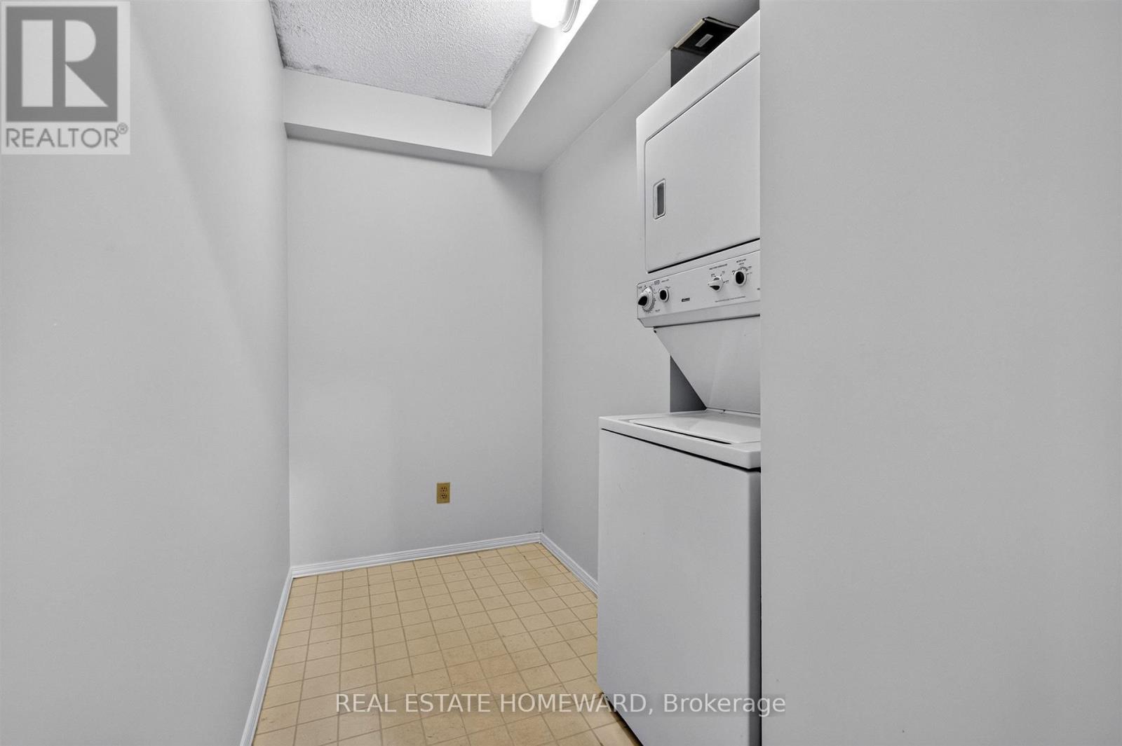 #1803 30 GREENFIELD AVENUE - Image 18