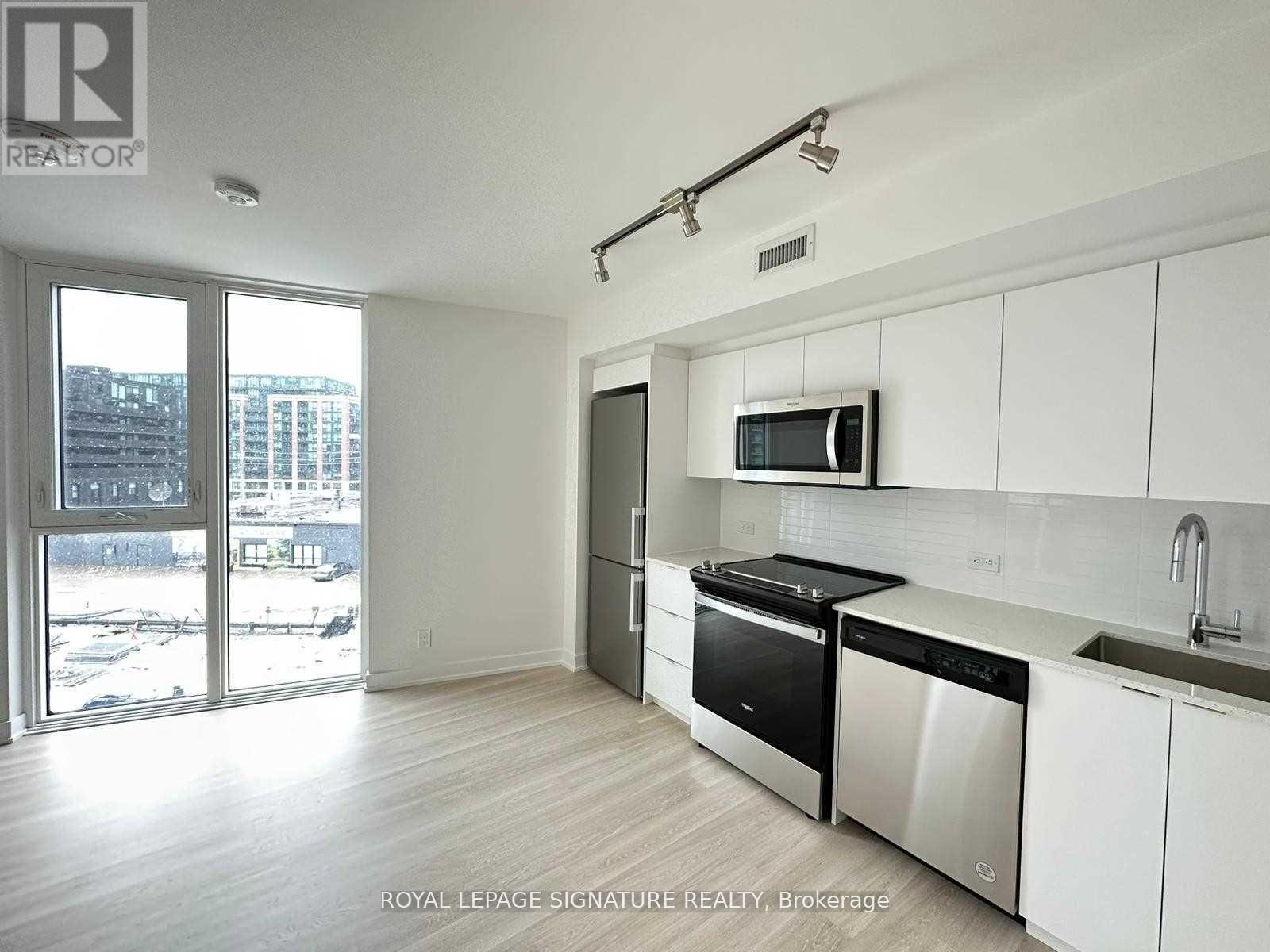 409 - 30 TRETTI WAY, Toronto (Clanton Park)