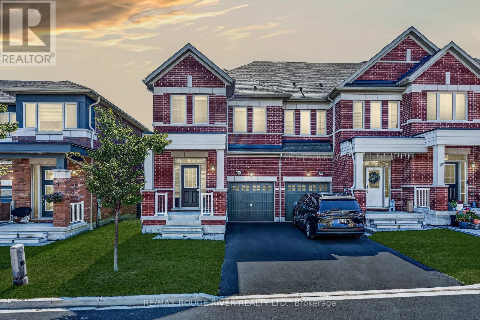 1124 SEPIA SQUARE, Pickering — photo 2