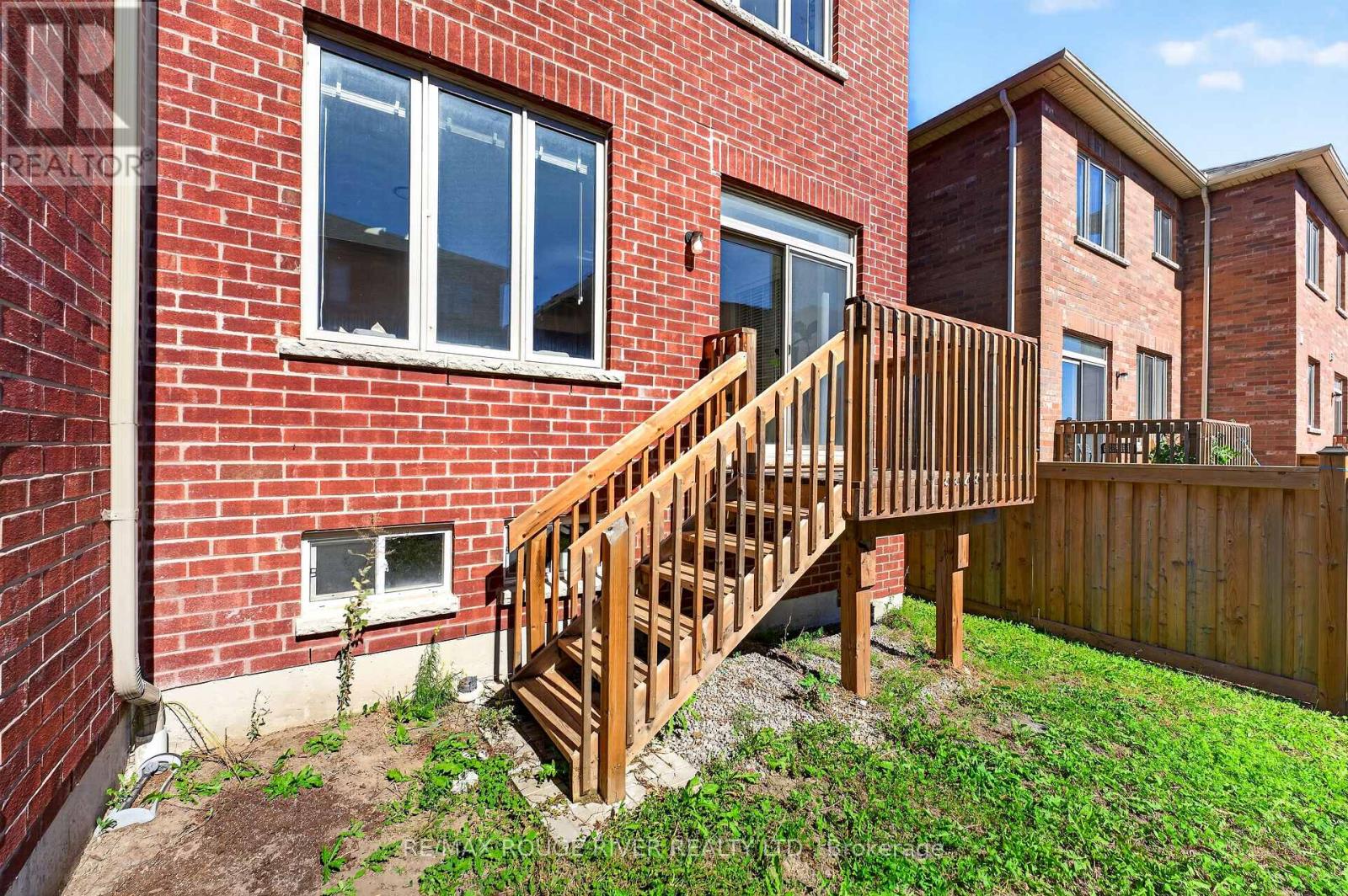 1124 Sepia Square, Pickering, ON photo 30