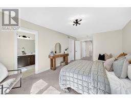 1124 Sepia Square, Pickering, ON L1X0H1 Photo 17