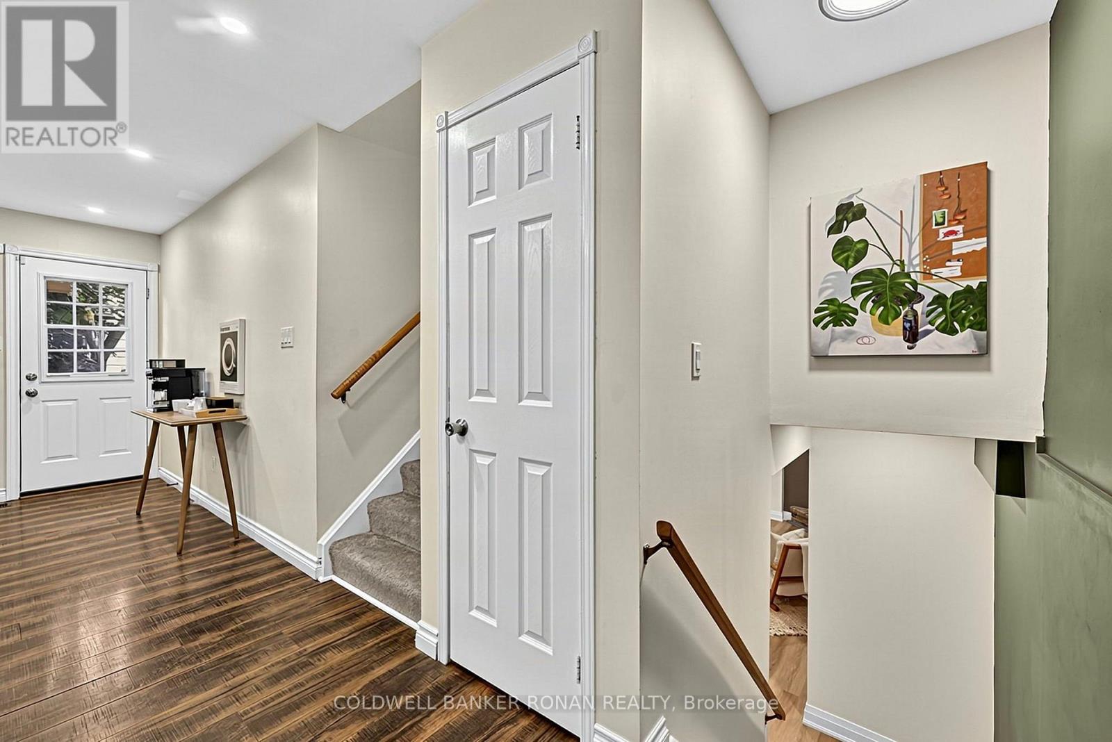 26 SMYTH CRESCENT - 26