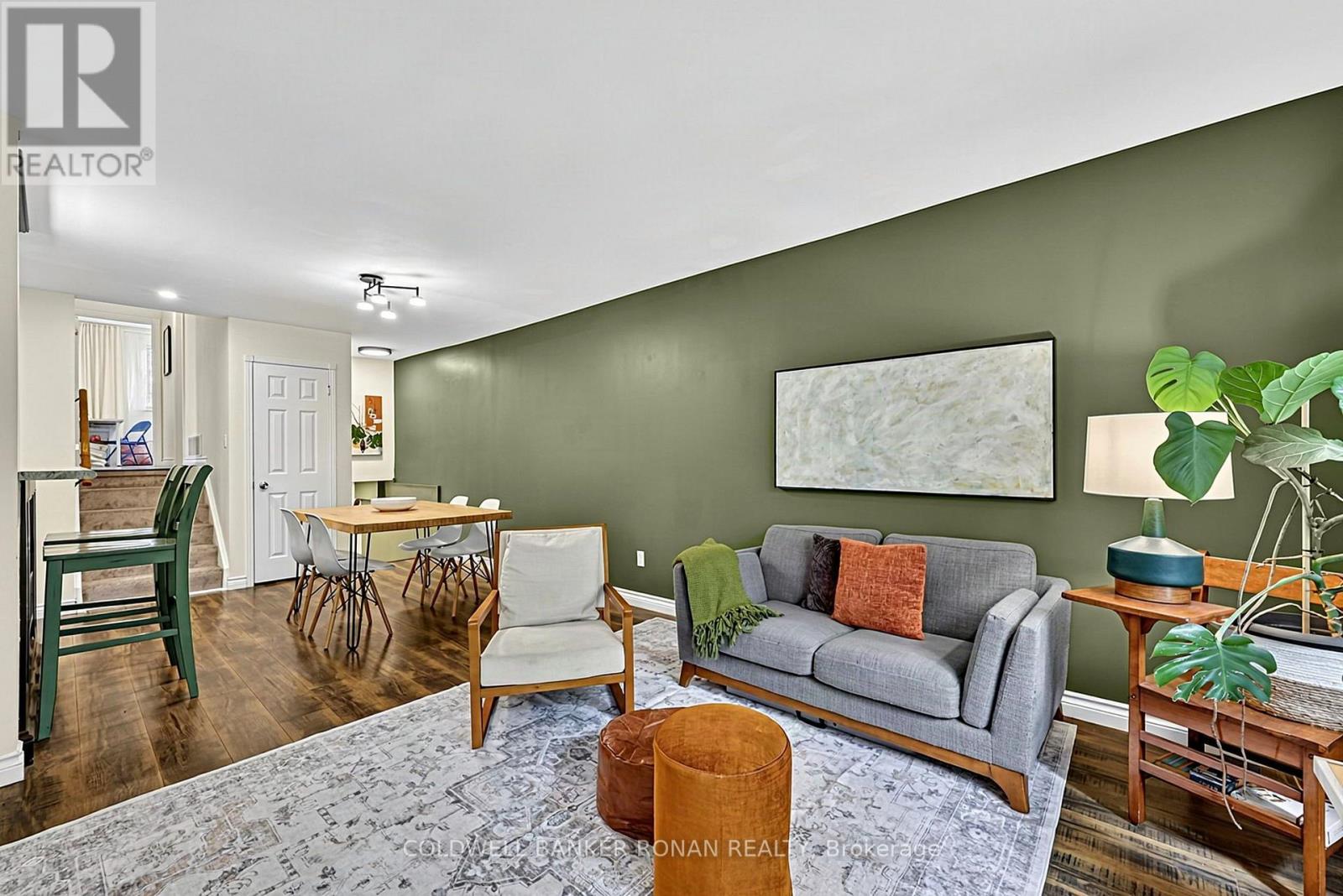26 SMYTH CRESCENT - 6
