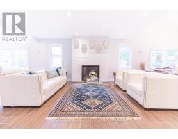 815 Rockaway Road, Georgina, ON L0E1S0 Photo 13