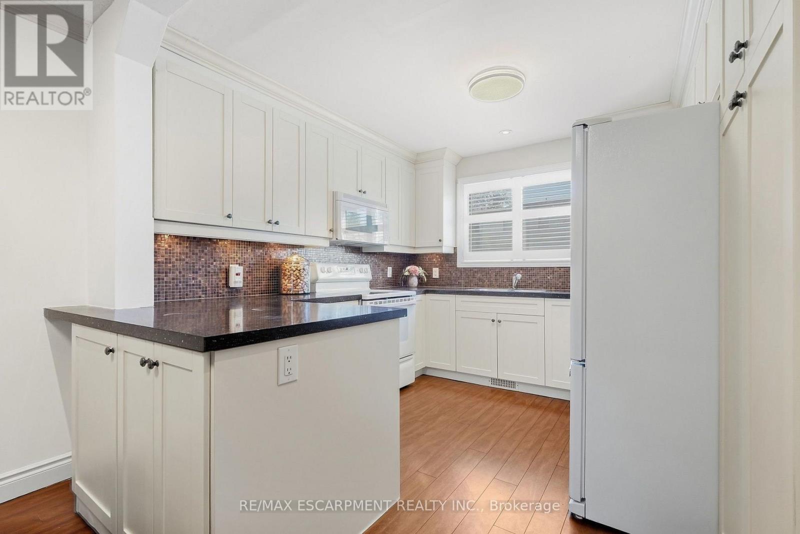 27 - 1518 SIXTH LINE, Oakville (CP College Park) — photo 11