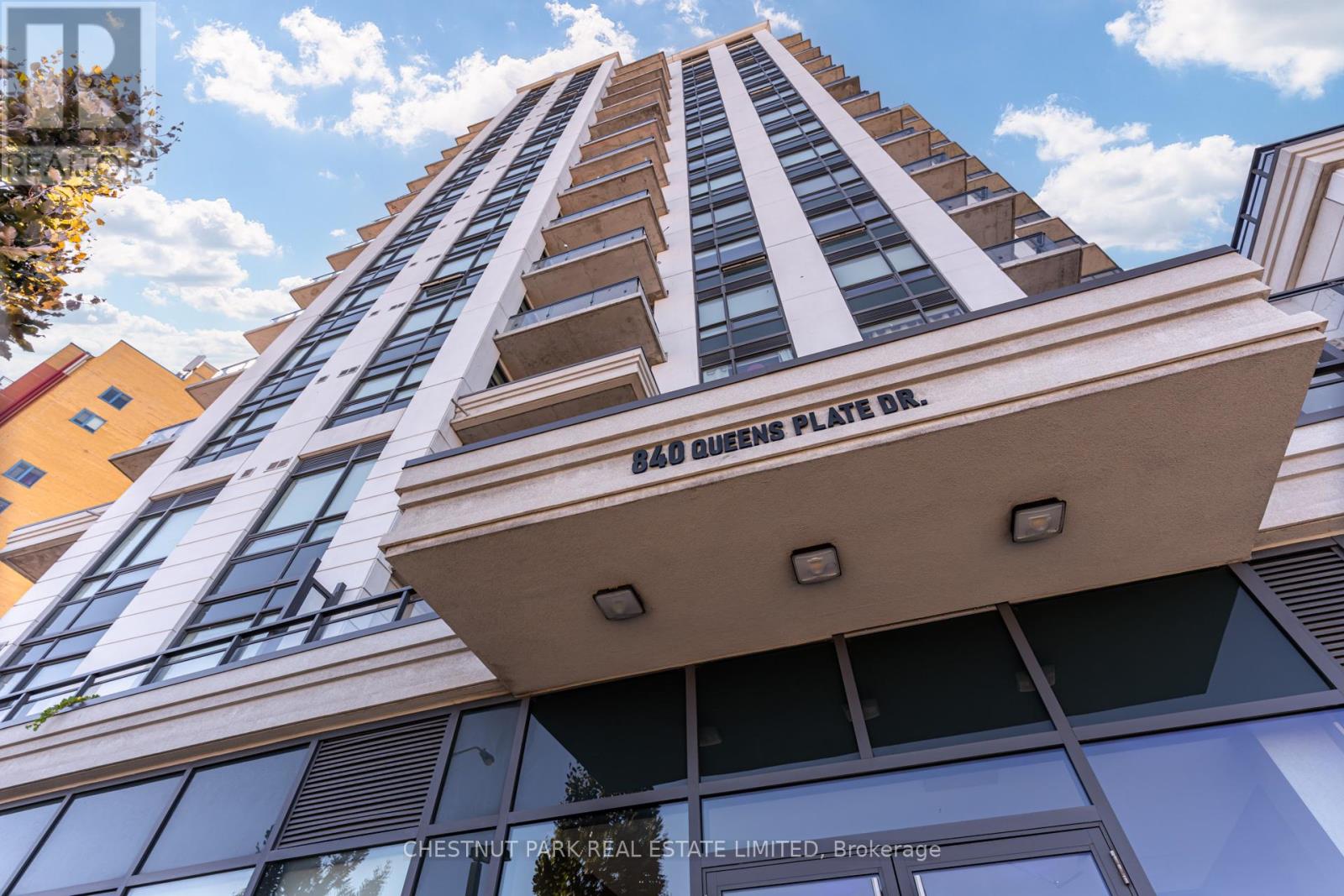 205 - 840 QUEENS PLATE DRIVE, Toronto (West Humber-Clairville) — photo 2