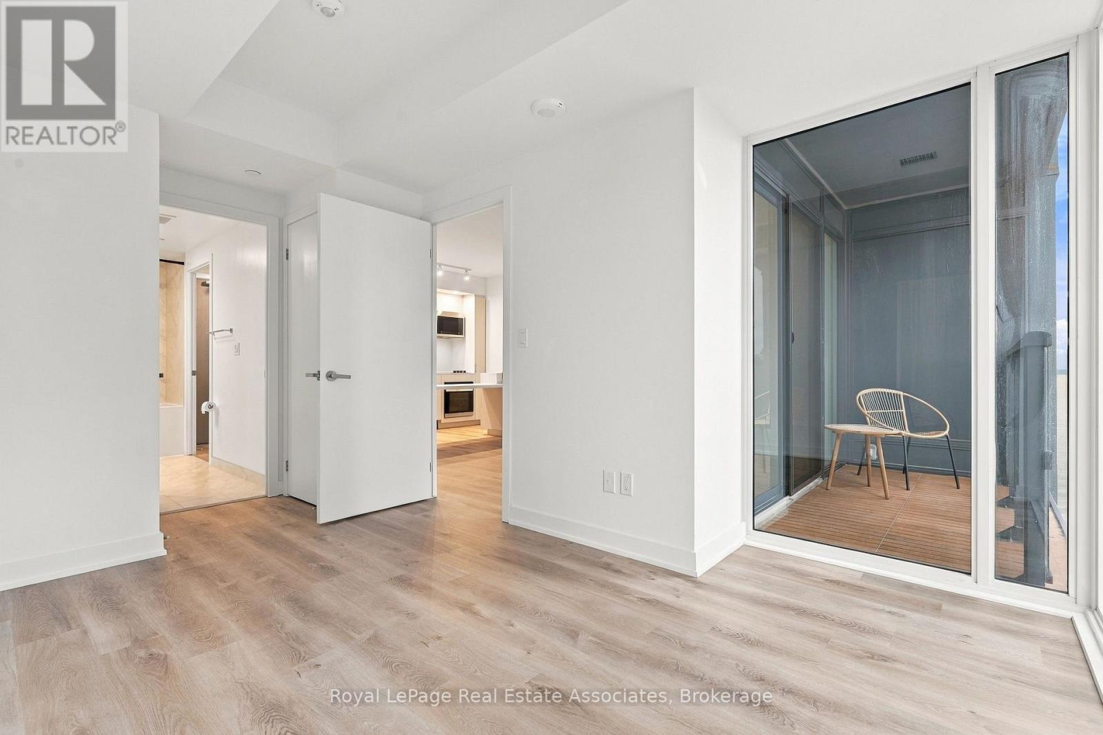 1308 - 370 MARTHA ST STREET, Burlington (Brant) — photo 4