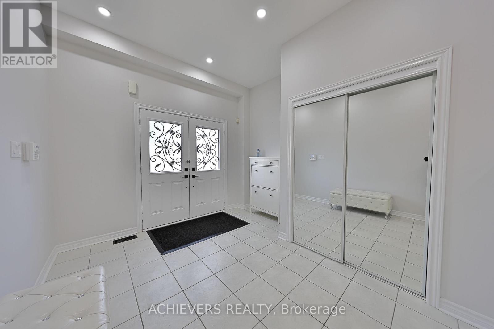 62 SIR JACOBS CRESCENT, Brampton (Fletcher's Meadow) — photo 6