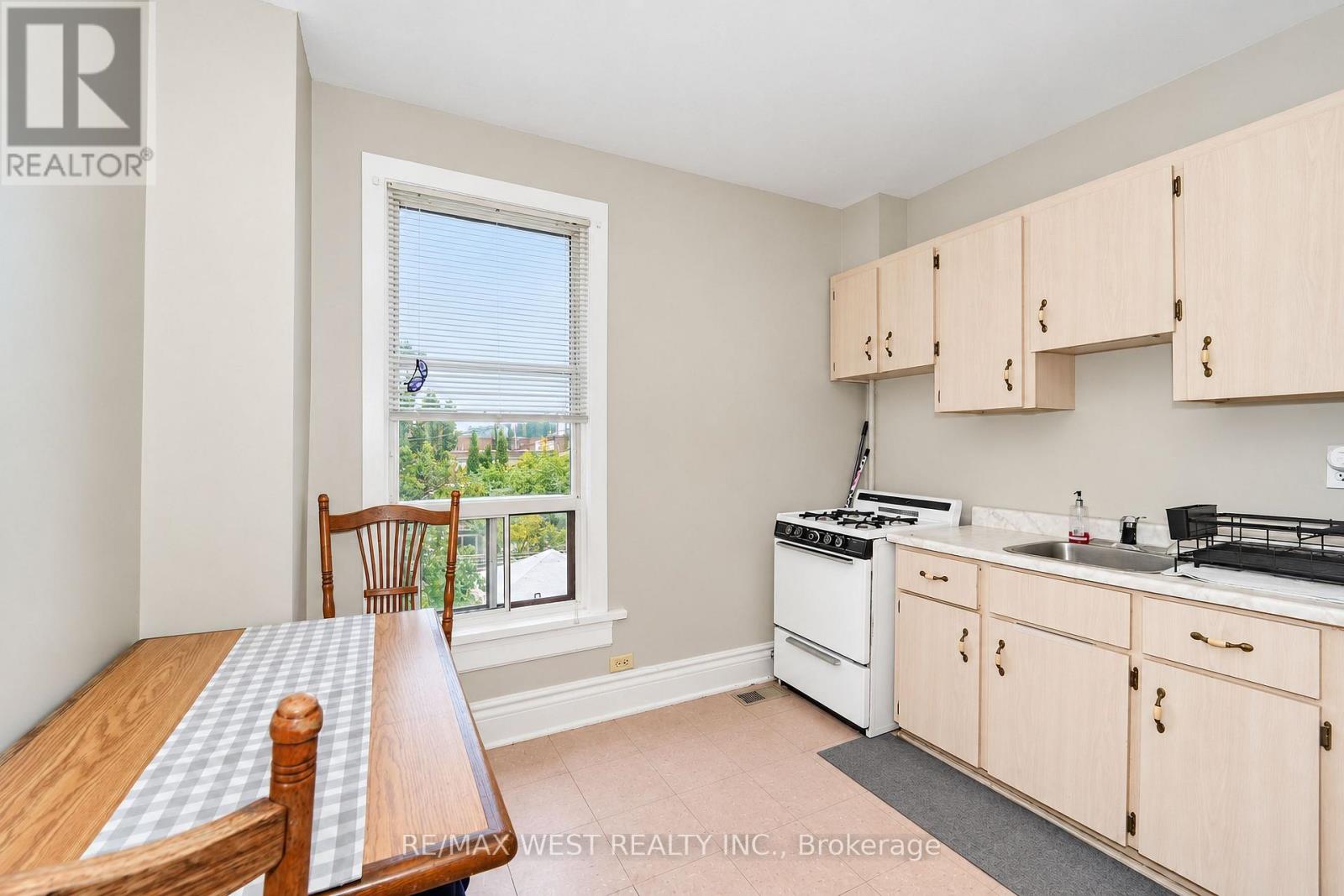 9 NORTHUMBERLAND STREET, Toronto (Dovercourt-Wallace Emerson-Junction) — photo 5
