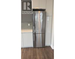617 - 2908 Hwy 7, Vaughan, ON L4K0K5 Photo 7