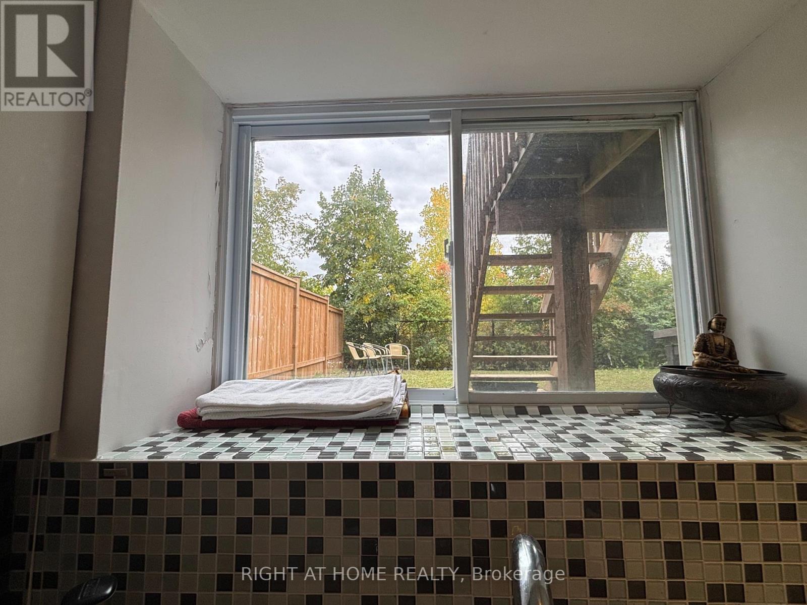 256 Leiterman Drive — photo 13