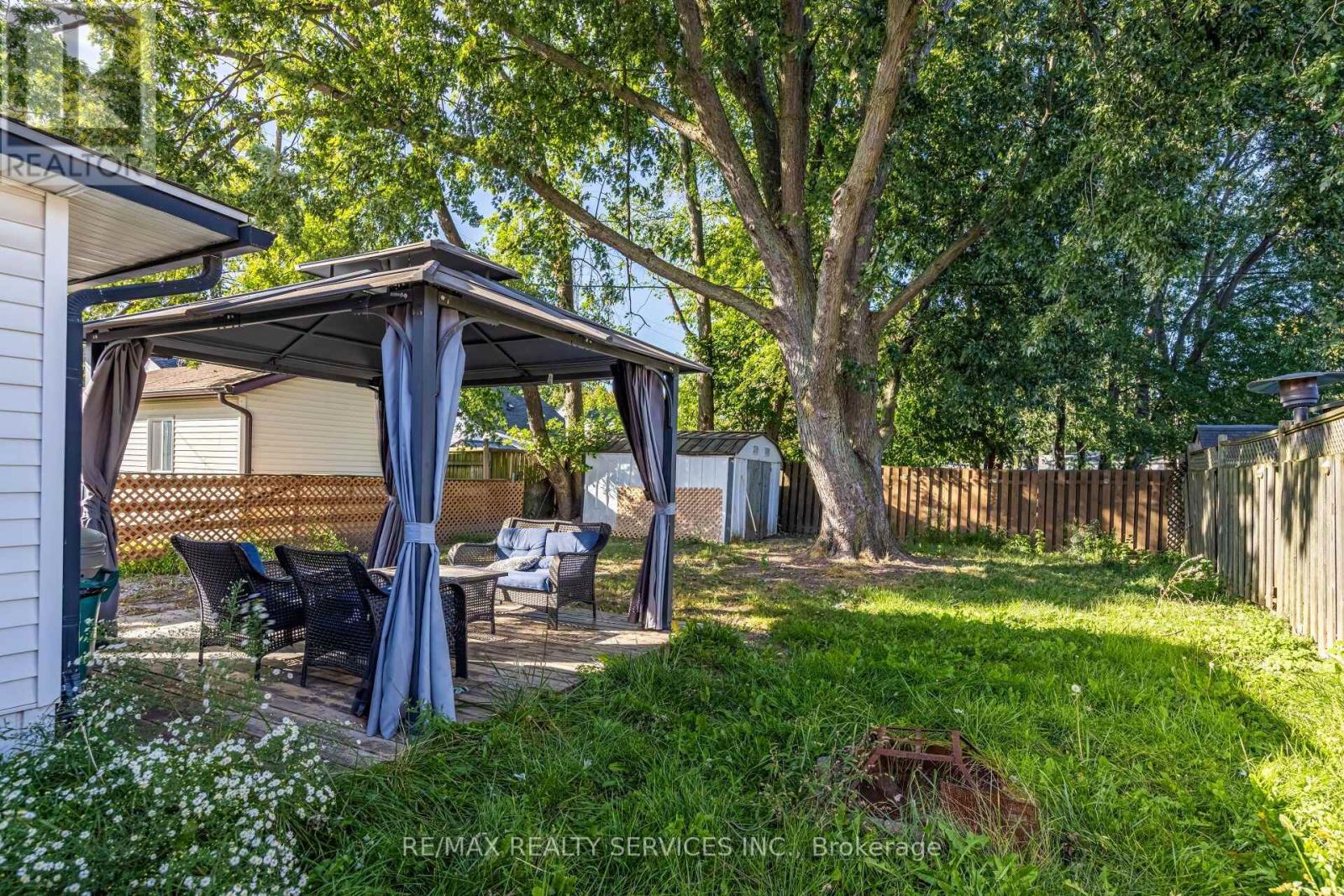 12 AJAX AVENUE - 38