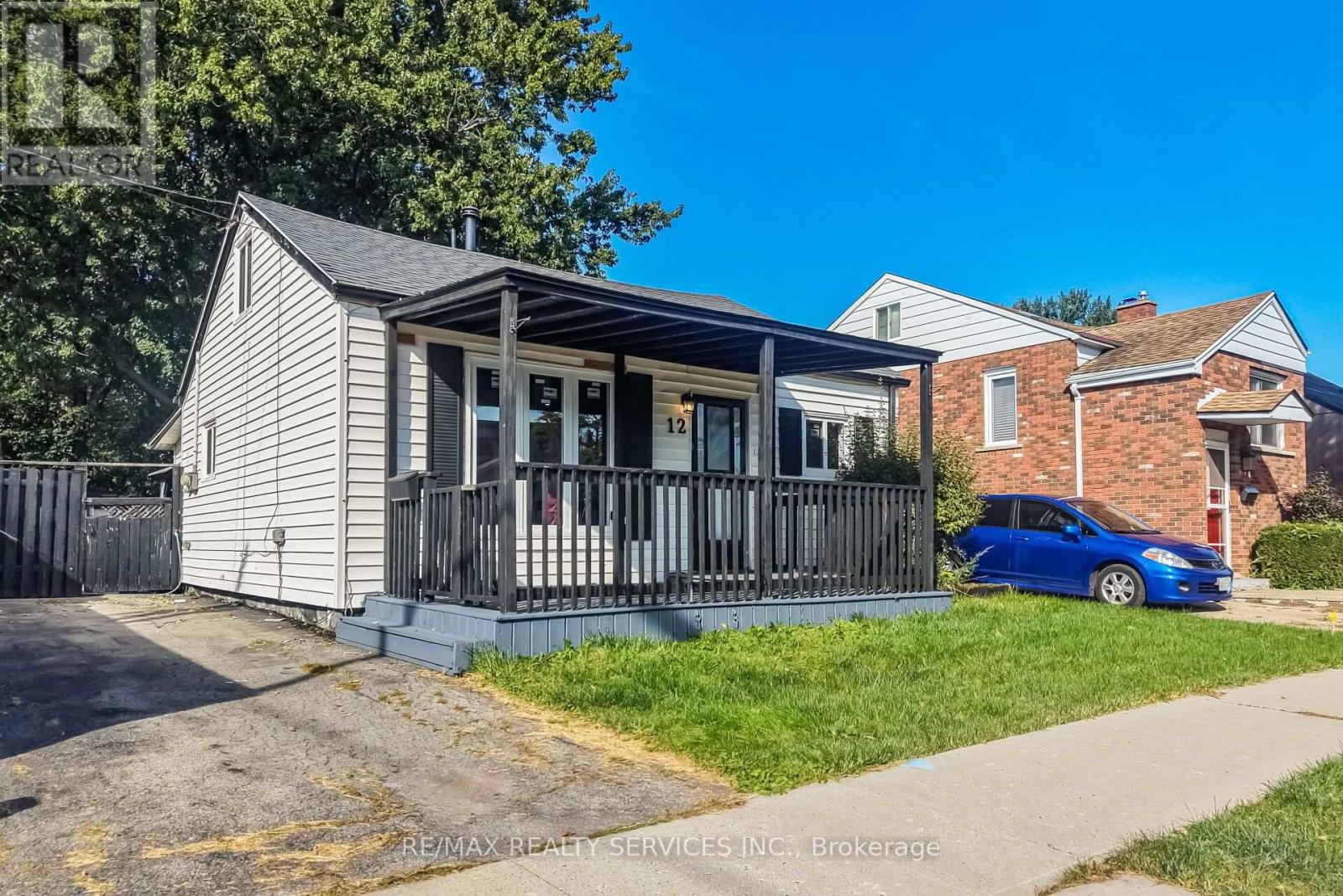 12 AJAX AVENUE - 47