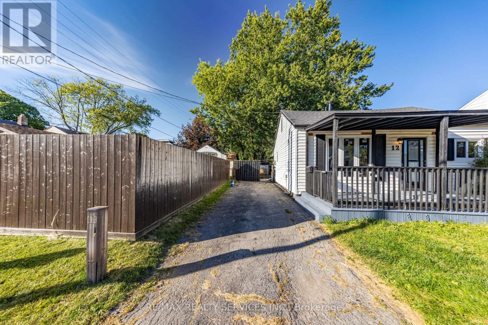12 AJAX AVENUE - 5