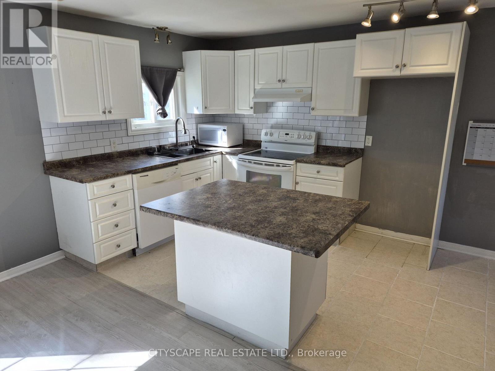 725 DOMINION ROAD, Fort Erie (Crescent Park) — photo 6