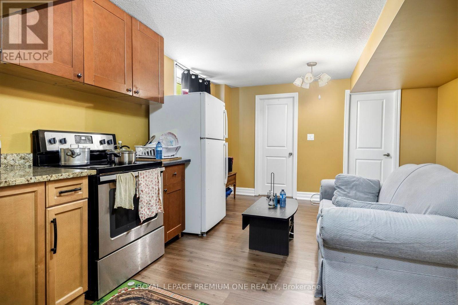 811 Cedarpark Way, London North, ON photo 25