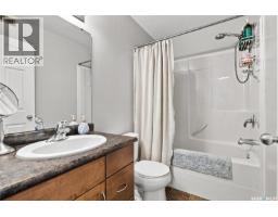 3934 Robin Place E, Regina, SK S4N7P9 Photo 20