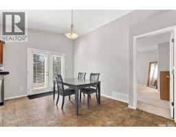 Laundry room - 3934 Robin Place E, Regina, SK S4N7P9 Photo 7