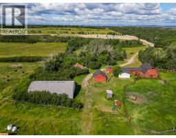 Kitchen - 261126 Range Road 33, Rural Rocky View County, AB T4C0G6 Photo 16
