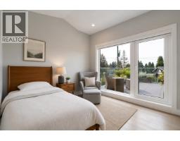 955 Forest Hills Drive, North Vancouver, BC V7R1N4 Photo 26