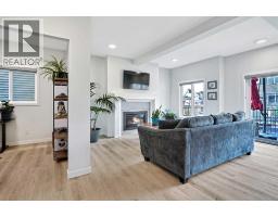 553 Baywater Manor SW - photo 4