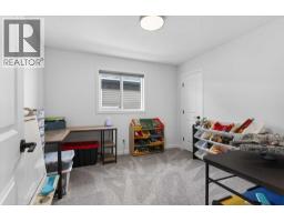 553 Baywater Manor Sw, Airdrie, AB T4B5R7 Photo 33