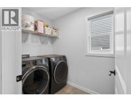 553 Baywater Manor Sw, Airdrie, AB T4B5R7 Photo 38