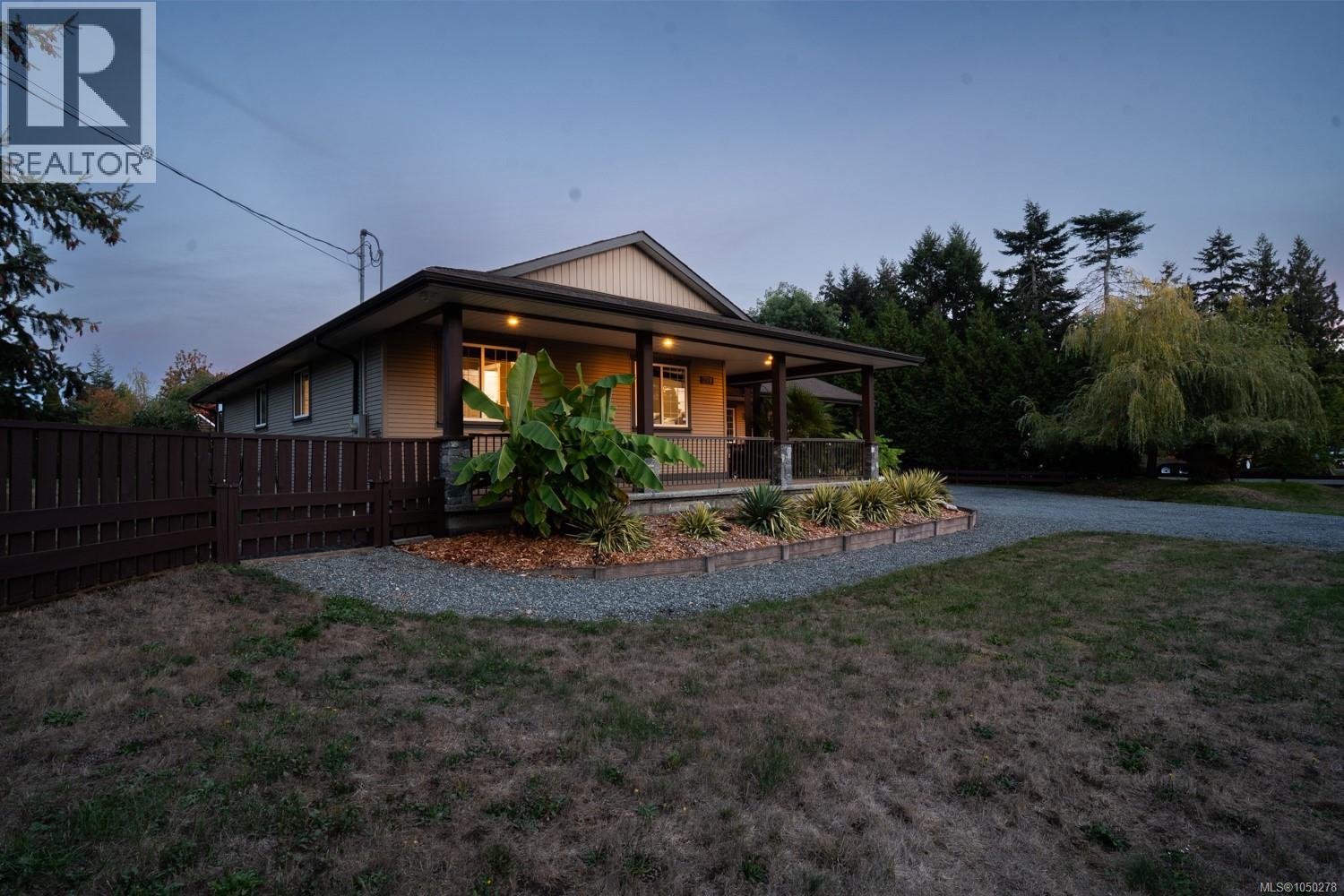 2070 Saras Way - 34