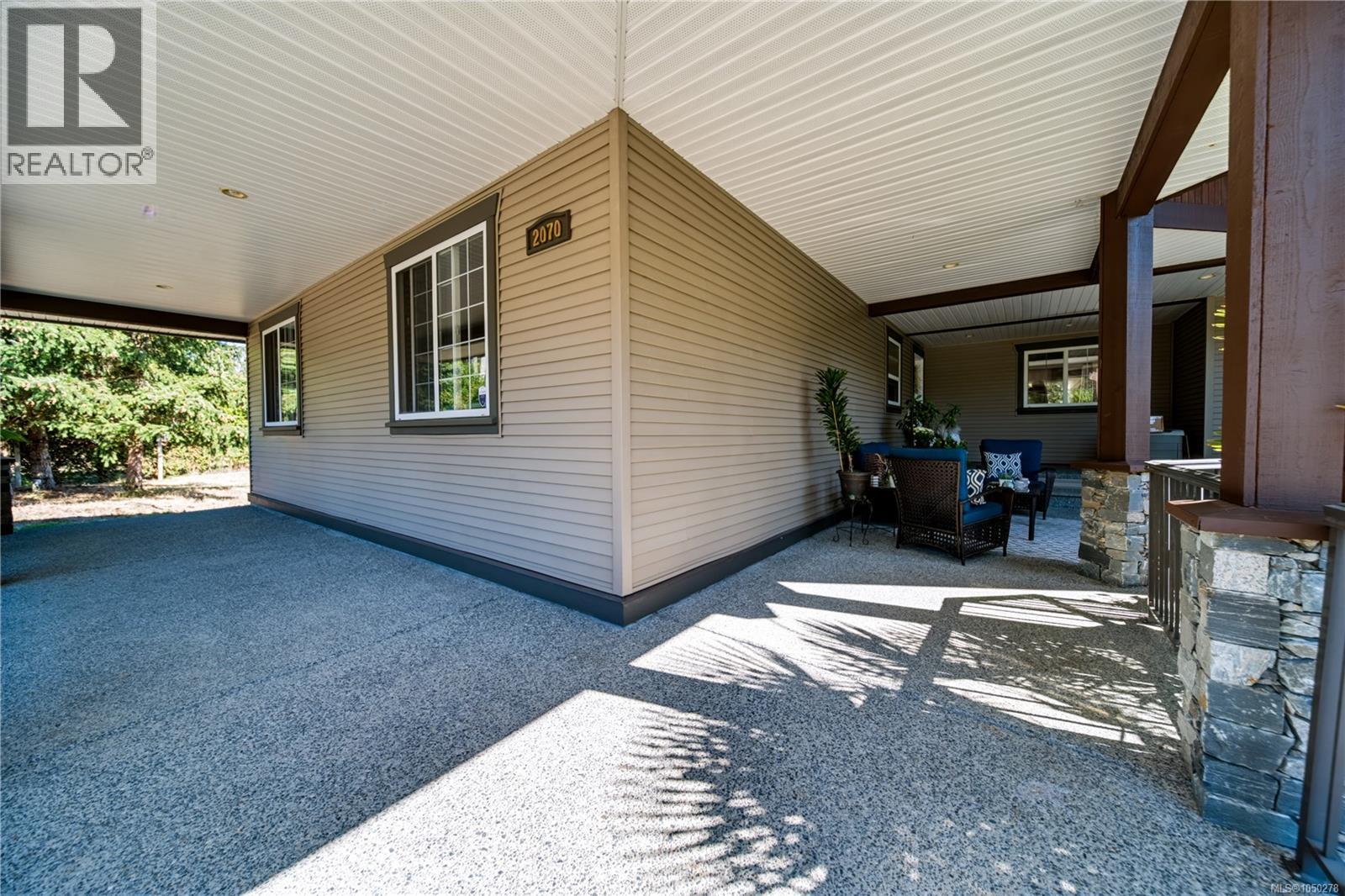 2070 Saras Way - 41