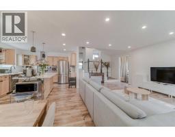 4035 Fonda Way Se, Calgary, AB T2A5R7 Photo 11