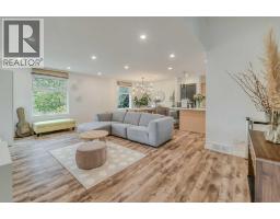 4035 Fonda Way Se, Calgary, AB T2A5R7 Photo 16